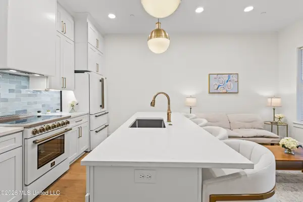 507 Main Street, Bay Saint Louis, MS 39520