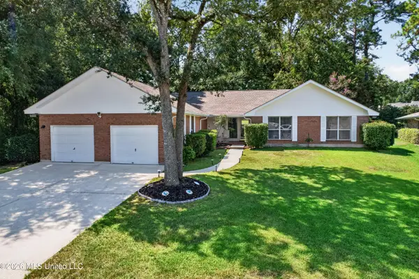 8820 Kailua Place, Diamondhead, MS 39525