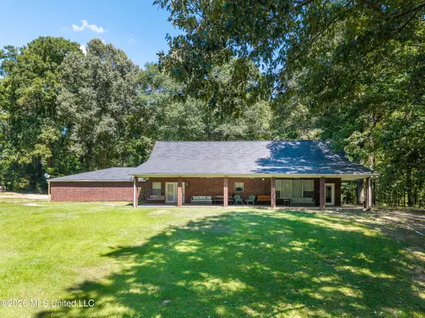 8 Freedom Road, Natchez, MS 39120