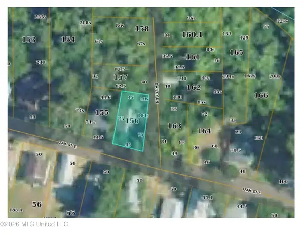 55 E Oak Street, Natchez, MS 39120