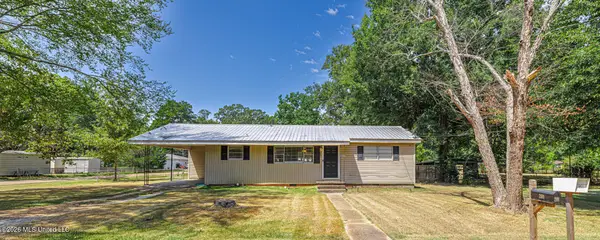 201 Donna Circle, Richland, MS 39218