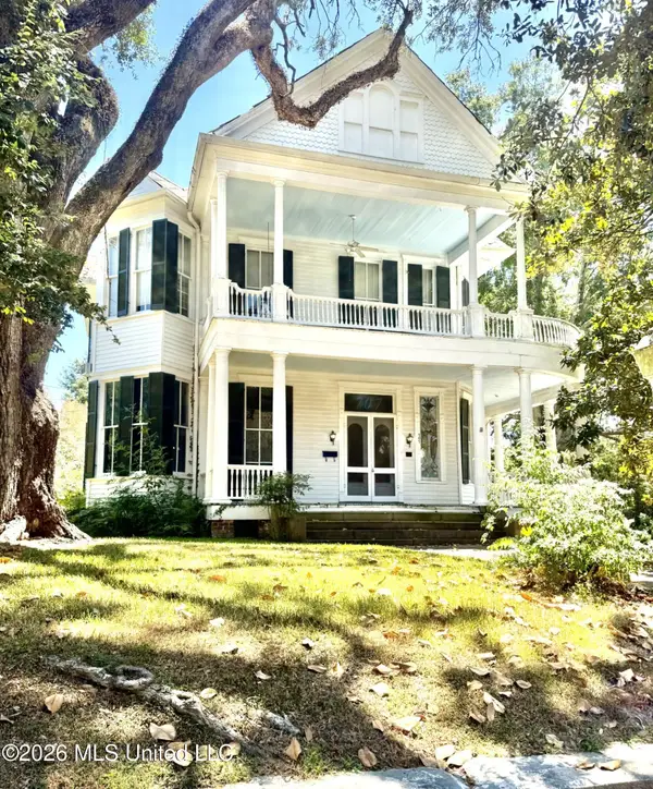 707 N Rankin Street, Natchez, MS 39120