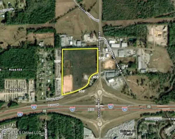 N Oaklawn Lane, Biloxi, MS 39532