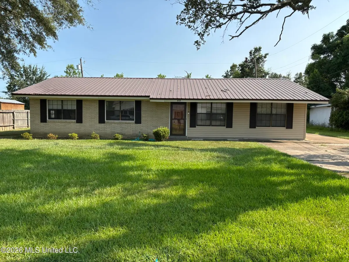 512 Rose Drive, Belzoni, MS 39038 - #1