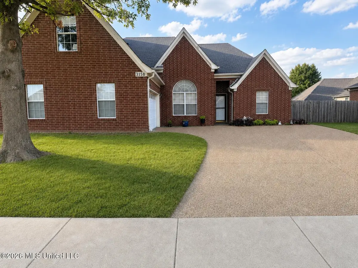 3158 S Pinetree Loop, Southaven, MS 38672 - #1