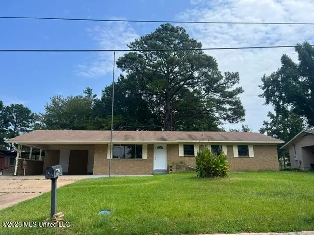 3335 E Lisa Drive, Pearl, MS 39208 - #1