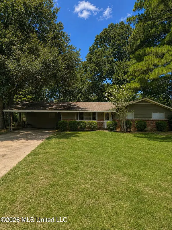 260 S Canton Club, Jackson, MS 39211