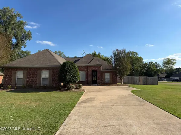 101 Trailbridge Bend, Canton, MS 39046