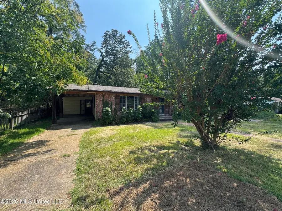 2894 Woodside Drive, Jackson, MS 39212 - #2
