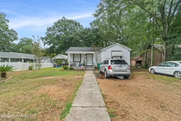 316 W Avenue, McComb, MS 39648