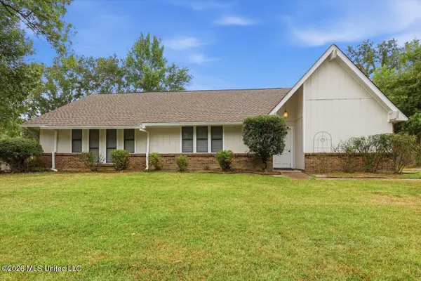 103 Plum Tree Road, Brandon, MS 39047