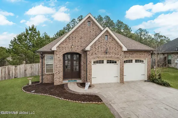 17213 Palm Ridge Drive, D'Iberville, MS 39540