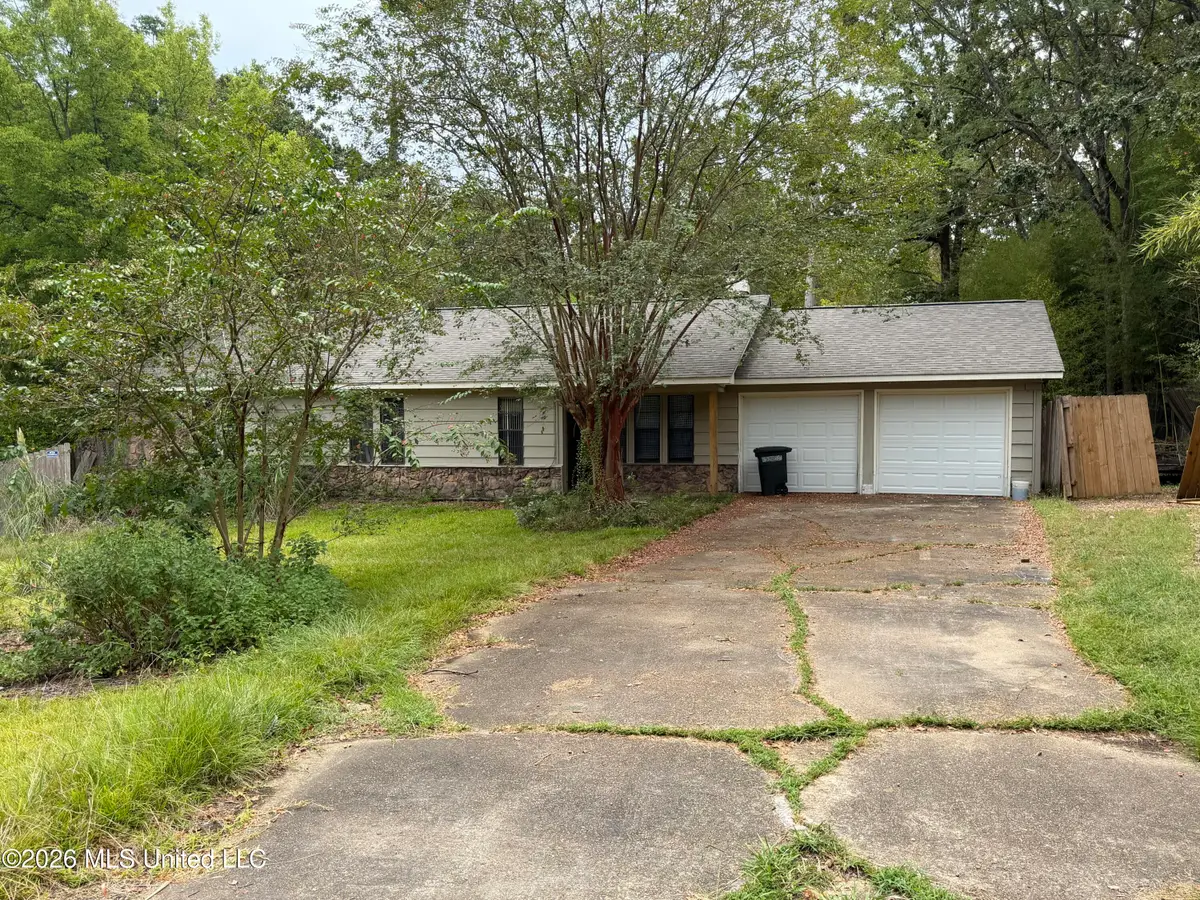 611 E Pine Needle Court, Ridgeland, MS 39157 - #1