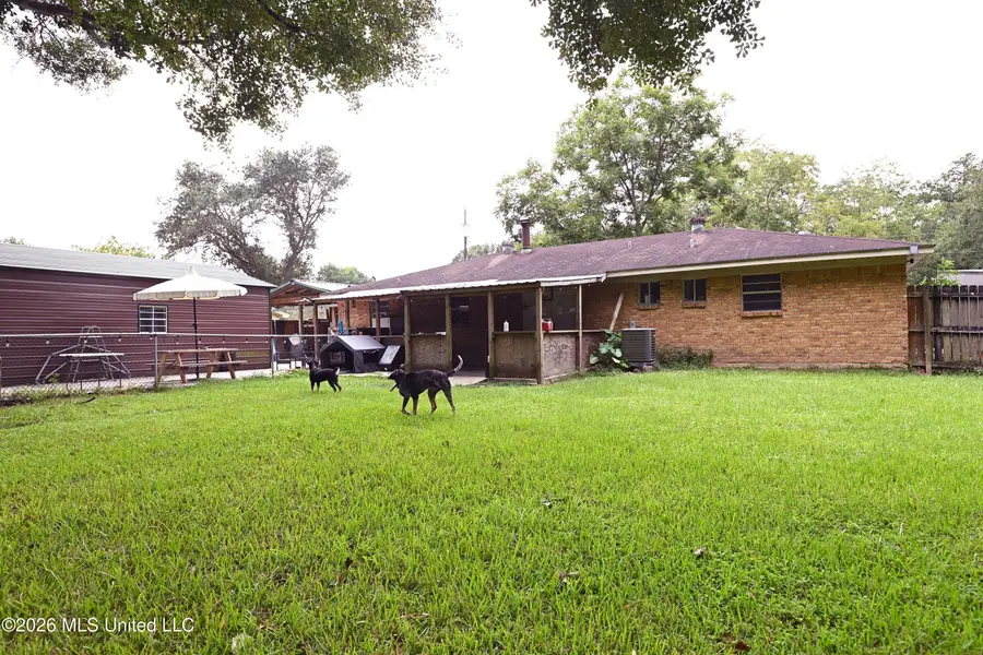 9816 Briarcliff Drive, Moss Point, MS 39562 - #2