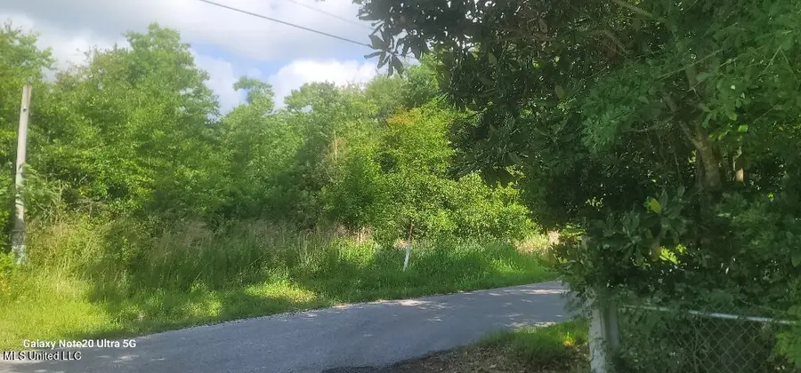 901 Wood Street, Waveland, MS 39576 - #2