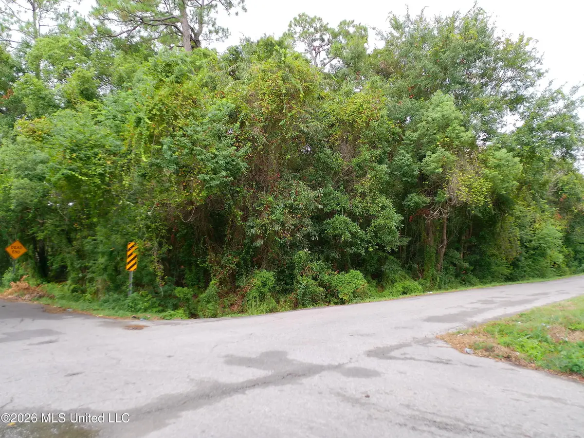 7th Avenue, Gulfport, MS 39501 - #1
