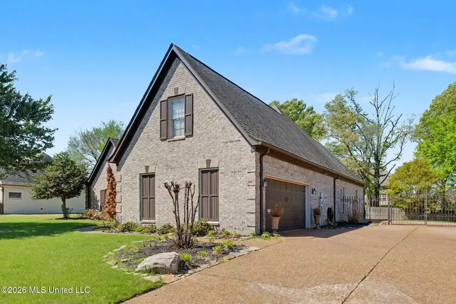 3815 Park Creek Drive, Southaven, MS 38672 - #3