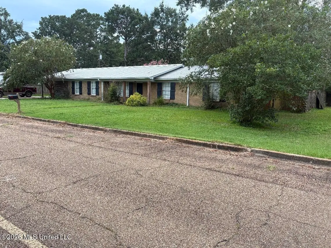 508 SE 10th Avenue, Magee, MS 39111 - #1