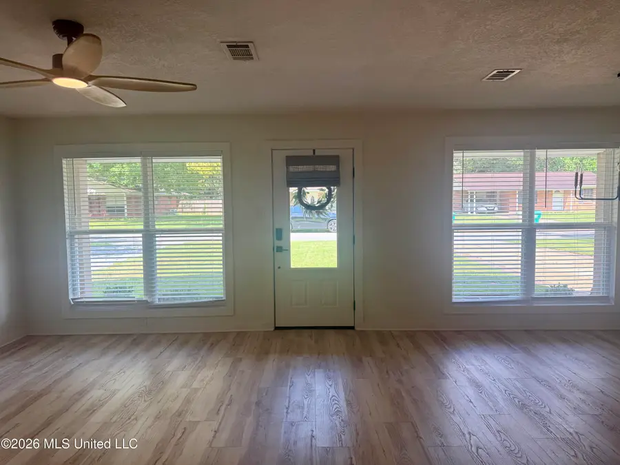316 Mincheck Road, Ocean Springs, MS 39564 - #3