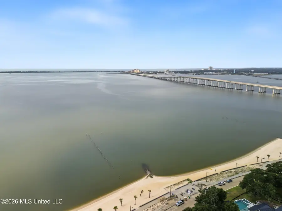 411 Wulff Drive, Ocean Springs, MS 39564 - #3