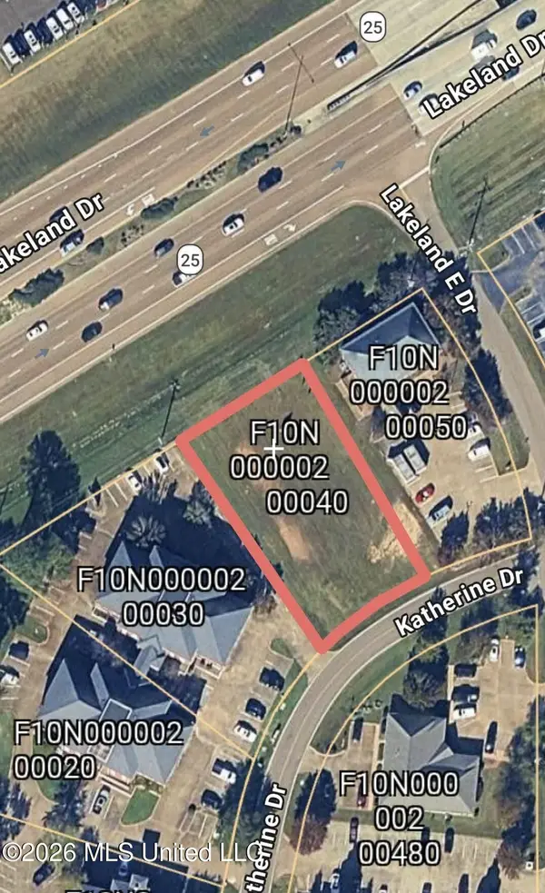 Lakeland Drive, Flowood, MS 39232
