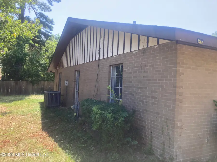 5856 Cypress Trail, Jackson, MS 39211 - #3