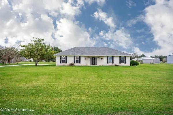 15405 Drake Lane, Biloxi, MS 39532
