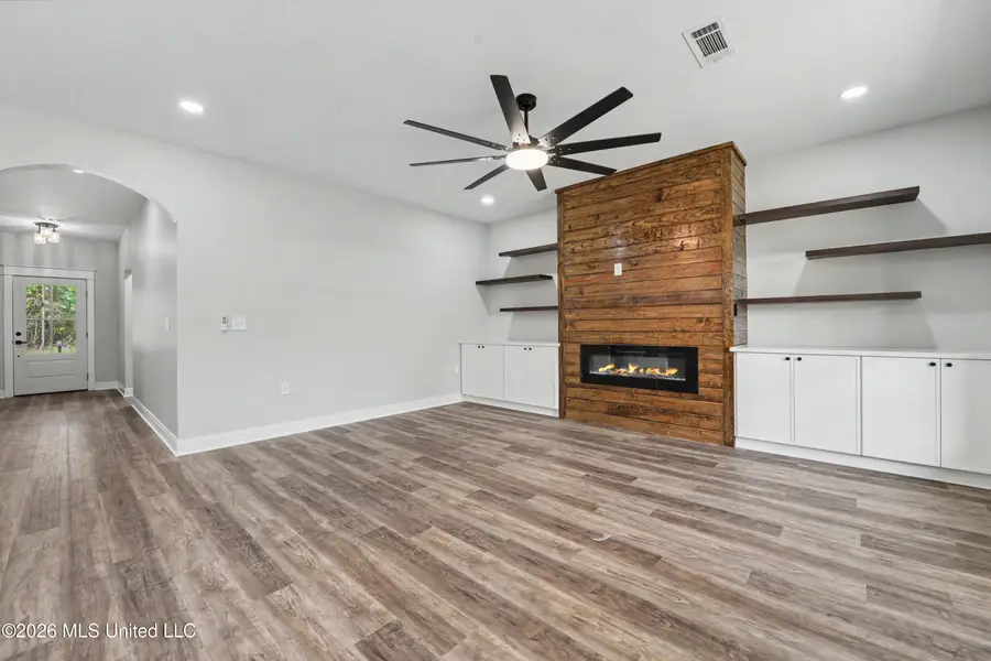 528 Plum Street, Ocean Springs, MS 39564 - #3