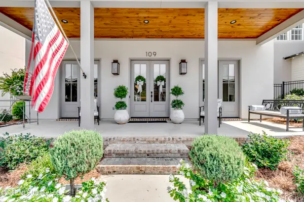 109 Water Street, Madison, MS 39110