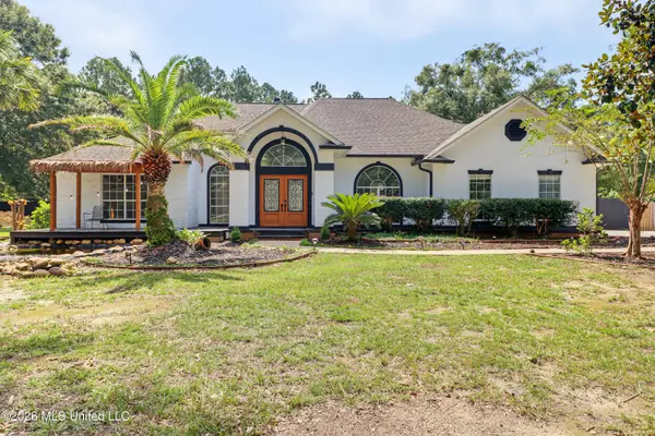 14158 Longwood Circle, D'Iberville, MS 39540