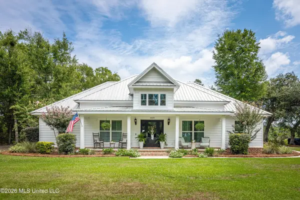 2809 Robert Hiram Drive, Gautier, MS 39553