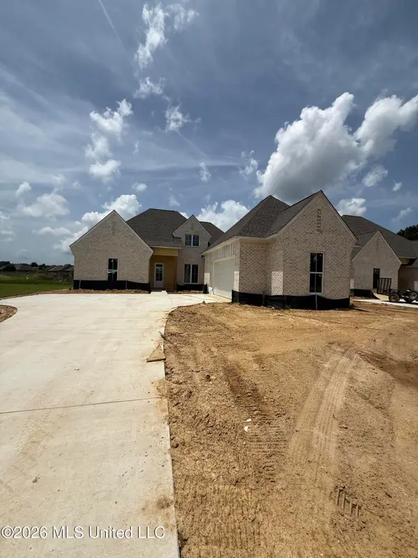 233 Mission Park Drive, Madison, MS 39110