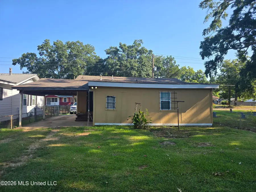 2013 W Ridgeway Street, Jackson, MS 39213 - #2
