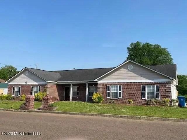 106 6th Street, Clarksdale, MS 38614 - #1