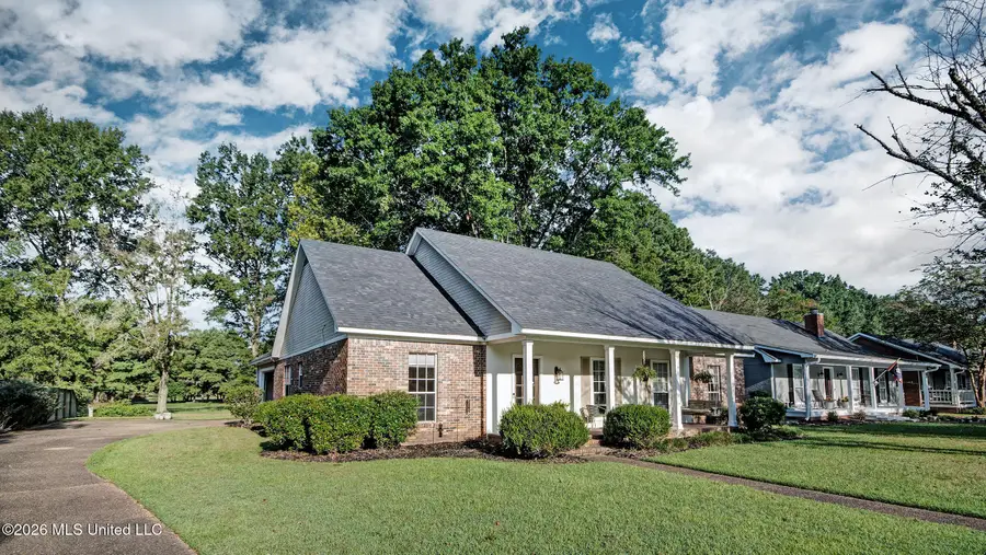 806 Bridgeport Drive, Madison, MS 39110 - #2