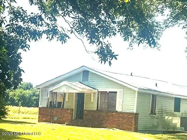 24776 Highway 61 N, Coahoma, MS 38617 - #1