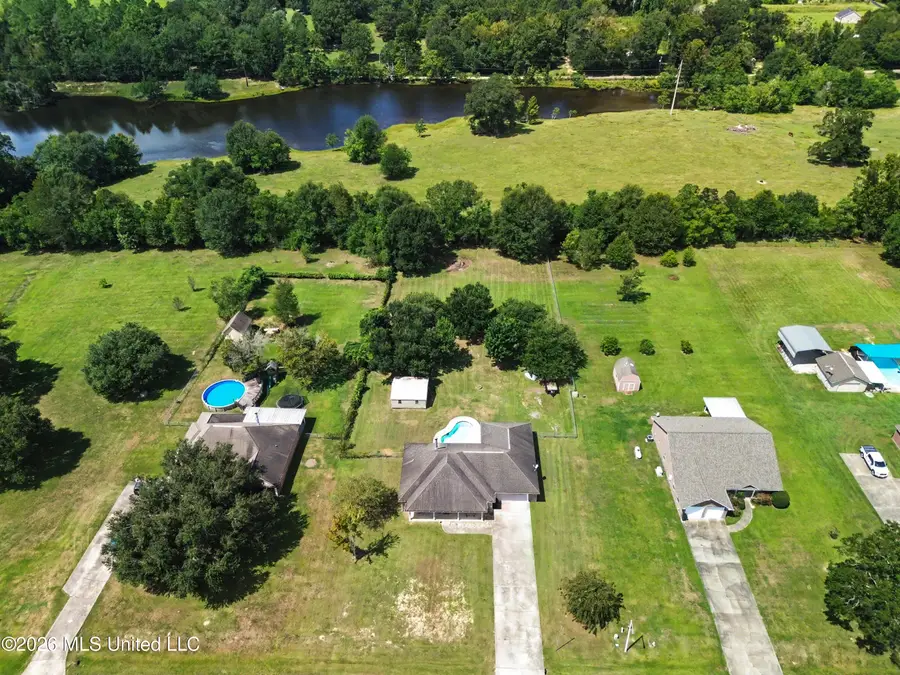 32 Paper Shell Road, Carriere, MS 39426 - #2