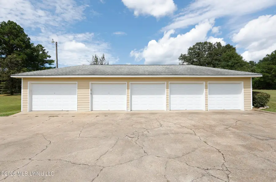 1057 Cole Thomas Road, McComb, MS 39648 - #2