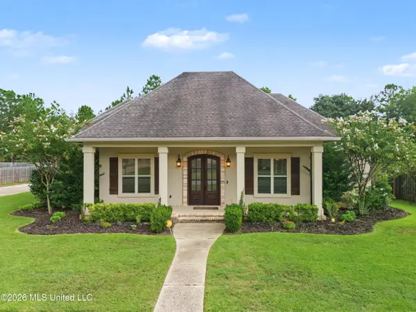 3408 Oakleigh Circle, Ocean Springs, MS 39564