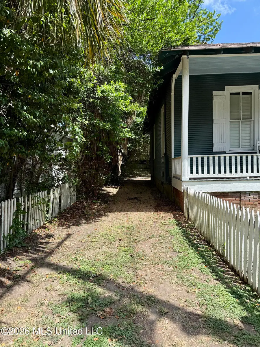 503 Madison Street, Natchez, MS 39120 - #3