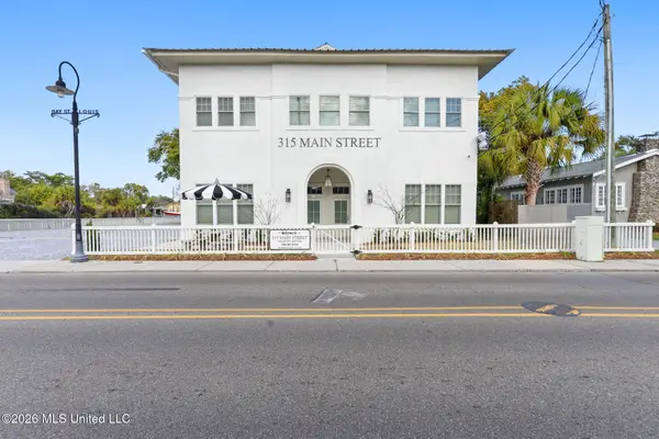 315 Main Street, Bay Saint Louis, MS 39520