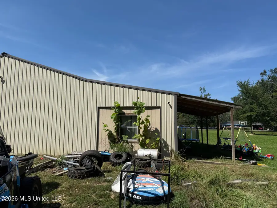 154 Front Street, Burnsville, MS 38833 - #3