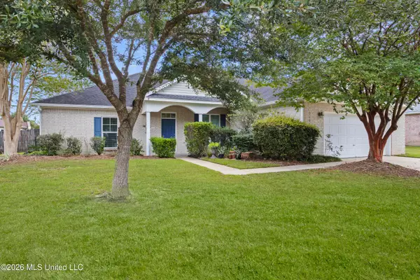 3104 Stonewood Drive, Ocean Springs, MS 39564