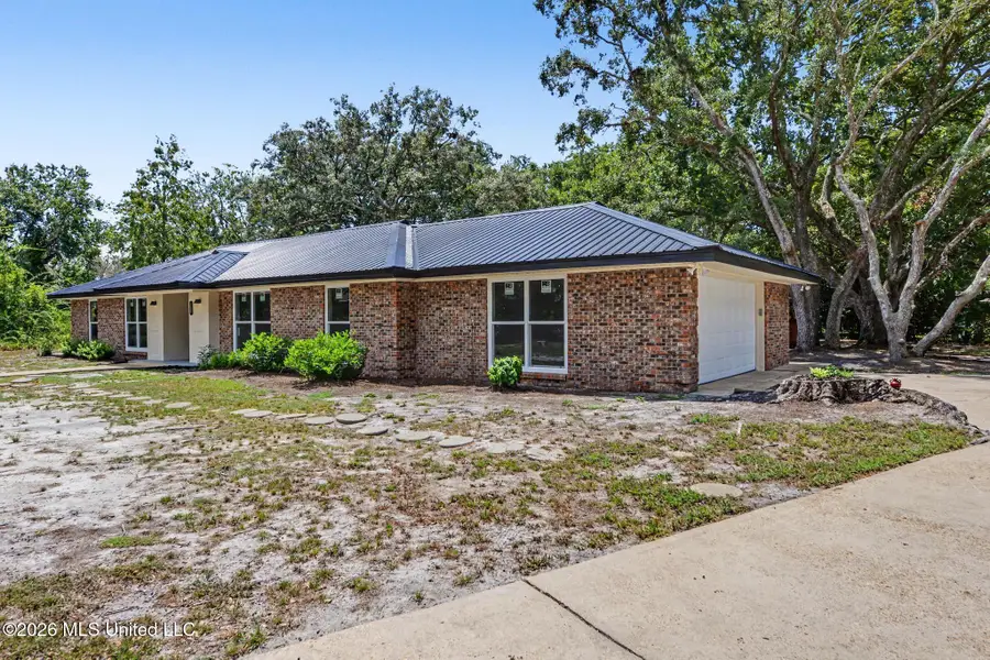 211 Turnberry Court, Ocean Springs, MS 39564 - #2