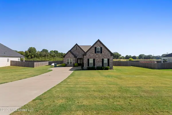 106 Ethelyn Smith Drive, Senatobia, MS 38668
