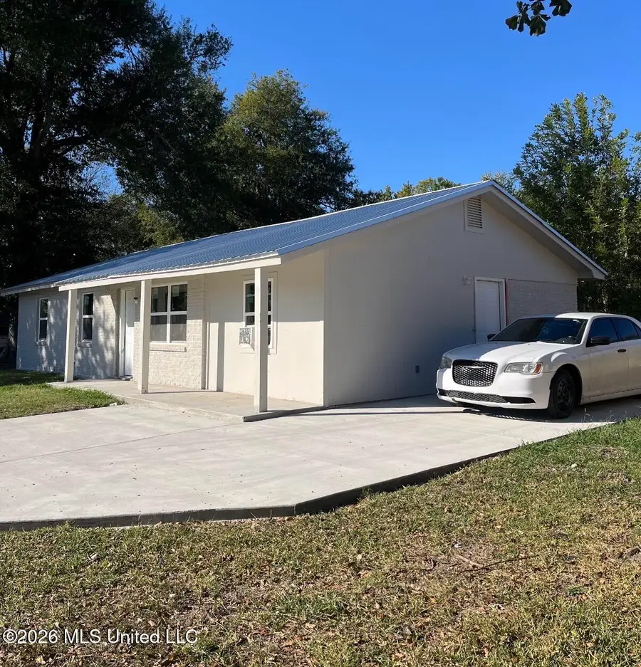 204 Perry Drive, Lyon, MS 38645 - #2