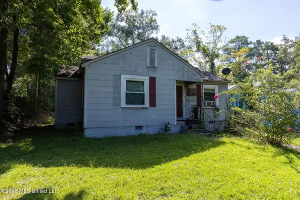 2213 N 3rd Avenue, Laurel, MS 39440