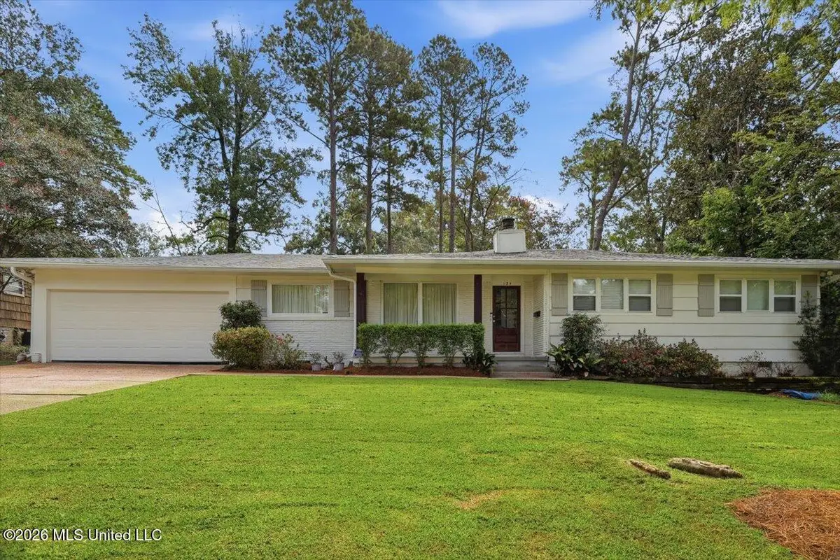 134 Chippewa Circle, Jackson, MS 39211 - #1