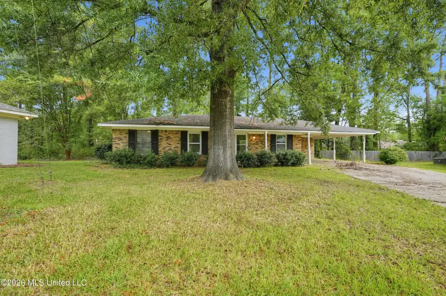 223 One Park Place, Jackson, MS 39212 - #2