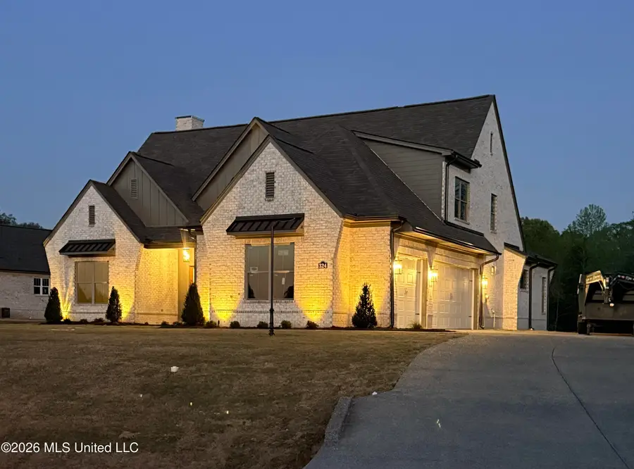 324 Oakworth Drive, Hernando, MS 38632 - #2